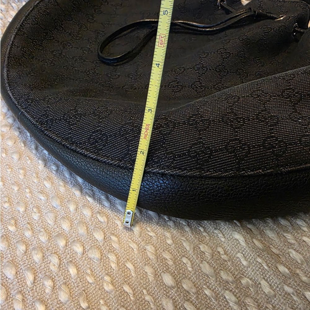 Authentic GUCCI black denim crescent shoulder bag - Picture 9 of 16